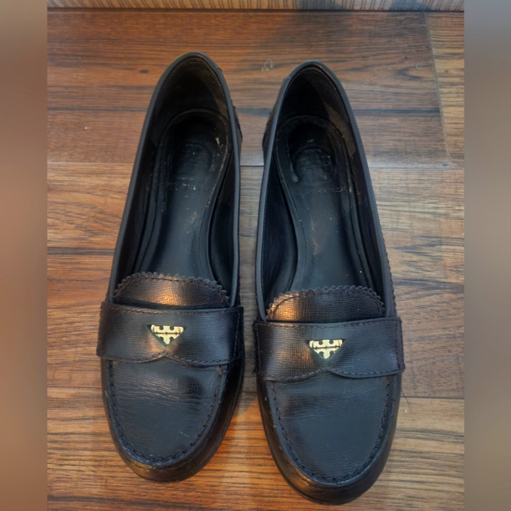 Tory Burch Loafers (Black)